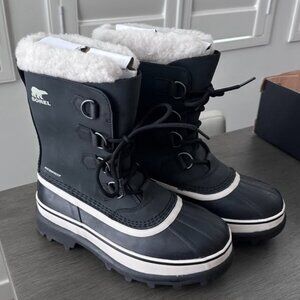 Sorel Women's "Caribou WP" Boots (8)